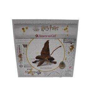 NIB NRFB AMERICAN GIRL Harry Potter Hogwarts Sorting Hat & Nimbus 2000 Sealed